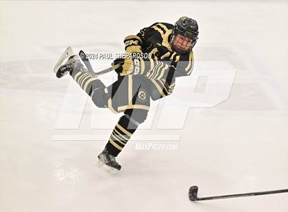 Thumbnail 2 in Regis Jesuit vs. Monarch - CHSAA 5A Semifinals photogallery.