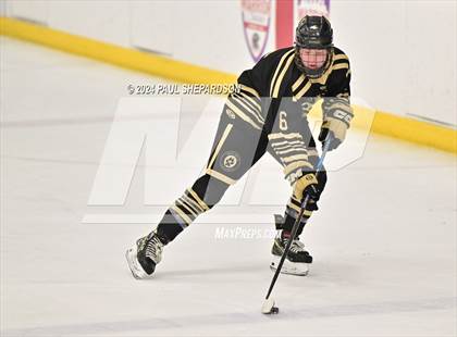 Thumbnail 2 in Regis Jesuit vs. Monarch - CHSAA 5A Semifinals photogallery.