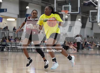 Thumbnail 1 in Memorial vs Clear Creek (Texas Association of Basketball Coaches Showcase) photogallery.