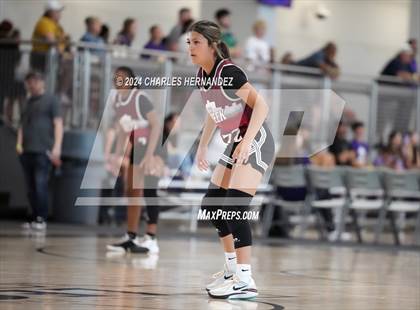 Thumbnail 1 in Memorial vs Clear Creek (Texas Association of Basketball Coaches Showcase) photogallery.
