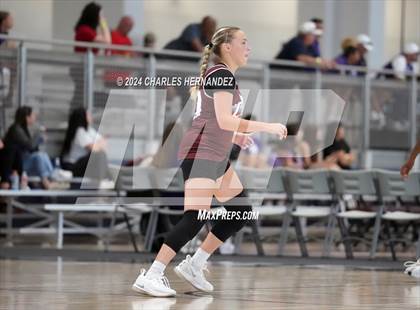 Thumbnail 2 in Memorial vs Clear Creek (Texas Association of Basketball Coaches Showcase) photogallery.