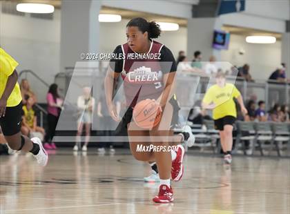 Thumbnail 3 in Memorial vs Clear Creek (Texas Association of Basketball Coaches Showcase) photogallery.