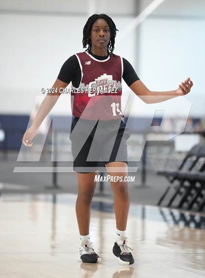 Thumbnail 3 in Memorial vs Clear Creek (Texas Association of Basketball Coaches Showcase) photogallery.