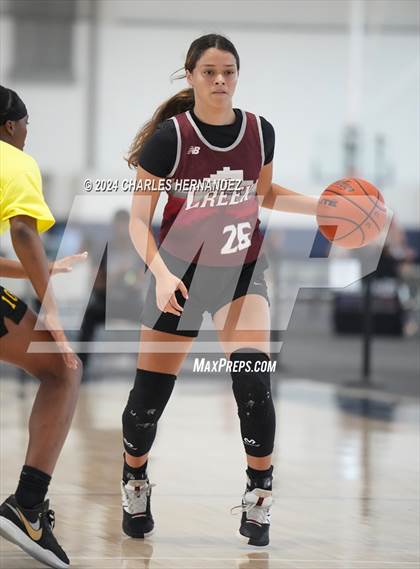 Thumbnail 3 in Memorial vs Clear Creek (Texas Association of Basketball Coaches Showcase) photogallery.
