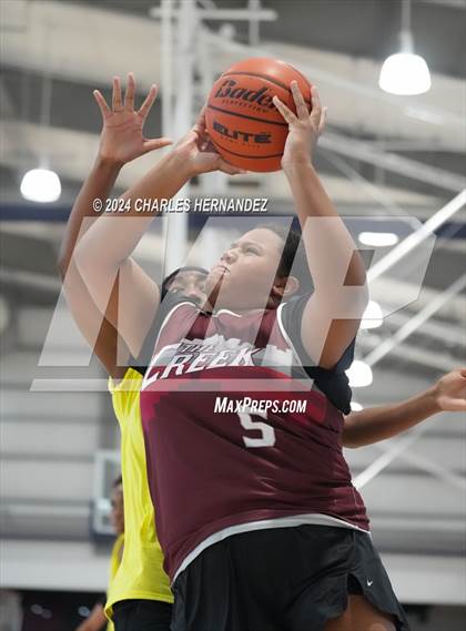 Thumbnail 3 in Memorial vs Clear Creek (Texas Association of Basketball Coaches Showcase) photogallery.