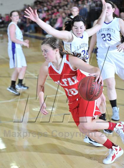 Thumbnail 2 in Ladysmith vs. Colfax photogallery.