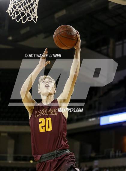 Thumbnail 3 in Holmes vs Cooper photogallery.