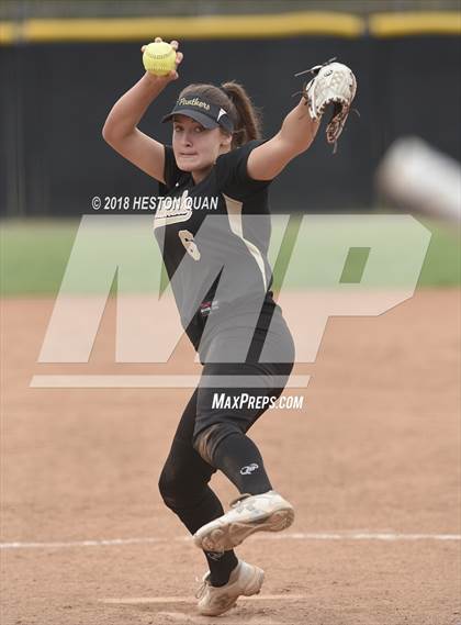 Thumbnail 2 in Irvine vs. Peninsula (Alan Dugard Classic) photogallery.
