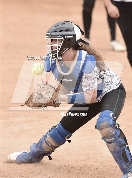 Thumbnail 2 in Irvine vs. Peninsula (Alan Dugard Classic) photogallery.