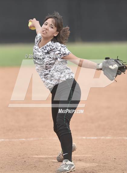 Thumbnail 3 in Irvine vs. Peninsula (Alan Dugard Classic) photogallery.
