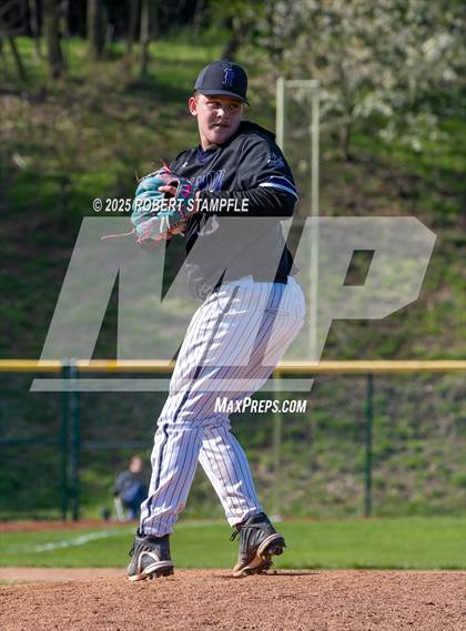 Thumbnail 1 in Baldwin @ Shaler Area photogallery.