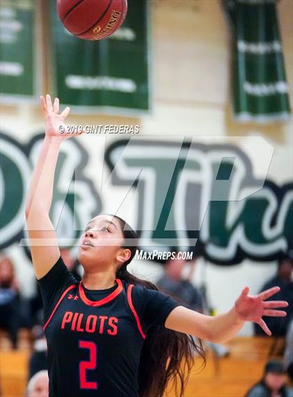 Thumbnail 3 in Clovis vs. St. Joseph Notre Dame (Miramonte Showcase) photogallery.