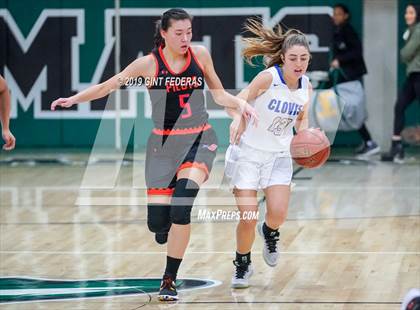 Thumbnail 2 in Clovis vs. St. Joseph Notre Dame (Miramonte Showcase) photogallery.