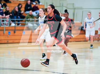 Thumbnail 1 in Clovis vs. St. Joseph Notre Dame (Miramonte Showcase) photogallery.