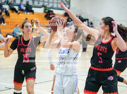Thumbnail 3 in Clovis vs. St. Joseph Notre Dame (Miramonte Showcase) photogallery.