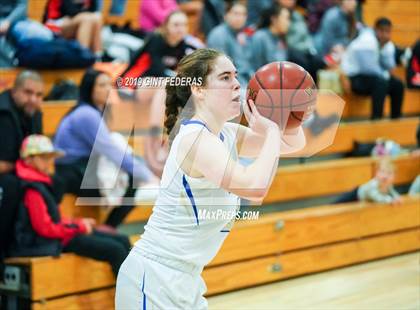 Thumbnail 2 in Clovis vs. St. Joseph Notre Dame (Miramonte Showcase) photogallery.