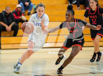 Thumbnail 1 in Clovis vs. St. Joseph Notre Dame (Miramonte Showcase) photogallery.