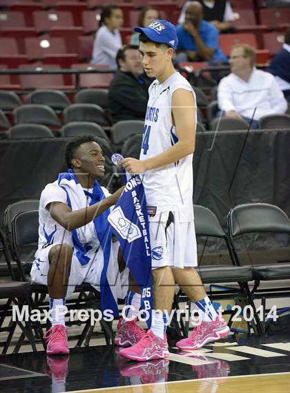 Thumbnail 2 in Capital Christian vs. Central Catholic (CIF SJS D5 Final) photogallery.