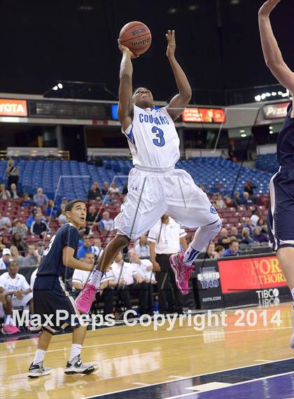 Thumbnail 3 in Capital Christian vs. Central Catholic (CIF SJS D5 Final) photogallery.