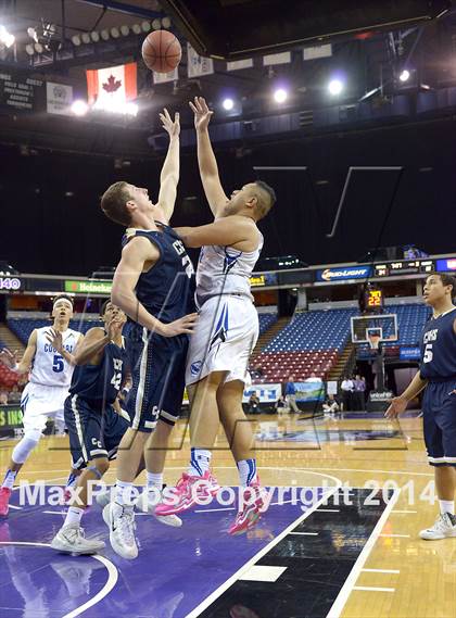 Thumbnail 3 in Capital Christian vs. Central Catholic (CIF SJS D5 Final) photogallery.