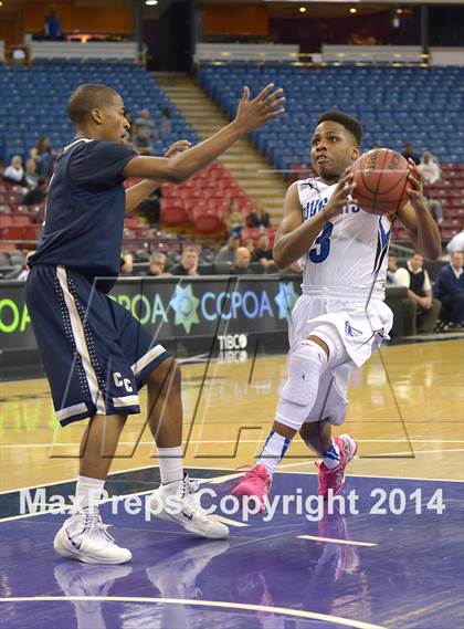 Thumbnail 2 in Capital Christian vs. Central Catholic (CIF SJS D5 Final) photogallery.