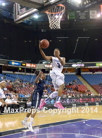 Thumbnail 3 in Capital Christian vs. Central Catholic (CIF SJS D5 Final) photogallery.