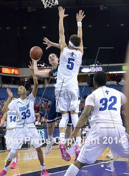 Thumbnail 3 in Capital Christian vs. Central Catholic (CIF SJS D5 Final) photogallery.