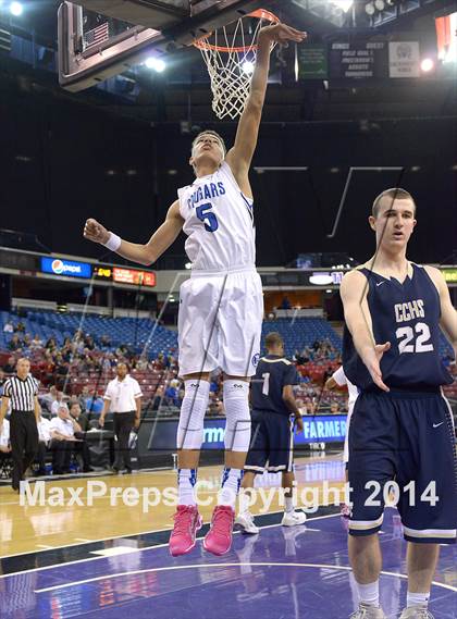 Thumbnail 2 in Capital Christian vs. Central Catholic (CIF SJS D5 Final) photogallery.