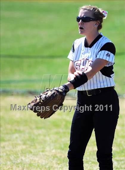 Thumbnail 3 in Marshall County vs. Southside, Gadsden (Bob Jones Tournament) photogallery.