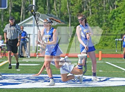 Thumbnail 1 in Old Saybrook vs Housatonic (Class S First Round) photogallery.