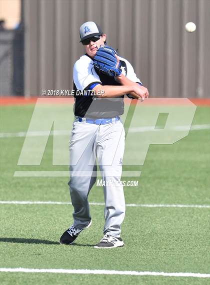 Thumbnail 3 in All Saints Episcopal vs Greenhill (Texas Private School Classic) photogallery.
