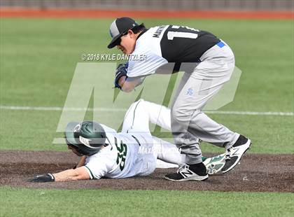 Thumbnail 2 in All Saints Episcopal vs Greenhill (Texas Private School Classic) photogallery.