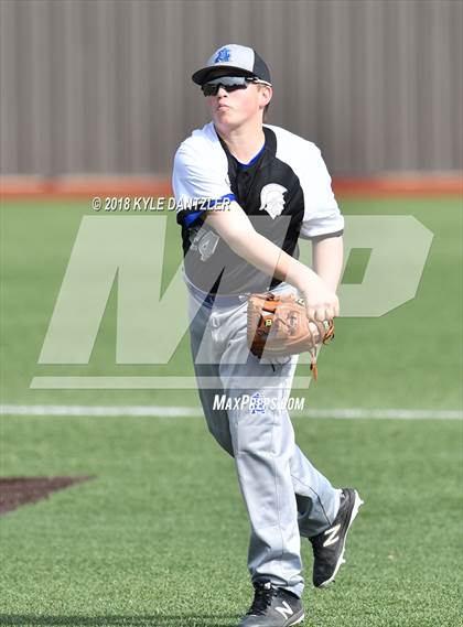 Thumbnail 1 in All Saints Episcopal vs Greenhill (Texas Private School Classic) photogallery.