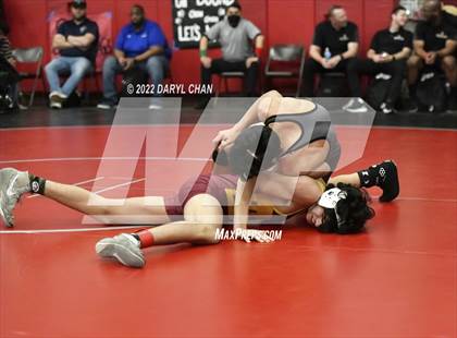 Thumbnail 3 in Bell Gardens & Hueneme vs La Canada (CIF Southern Section Wrestling Championships) photogallery.