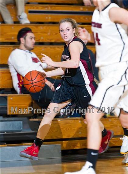 Thumbnail 2 in Sherwood vs. Southridge photogallery.