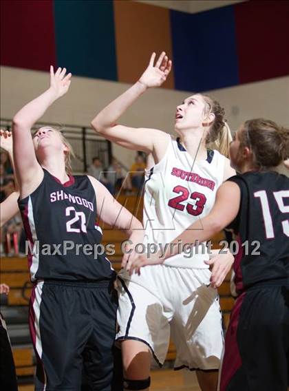 Thumbnail 2 in Sherwood vs. Southridge photogallery.