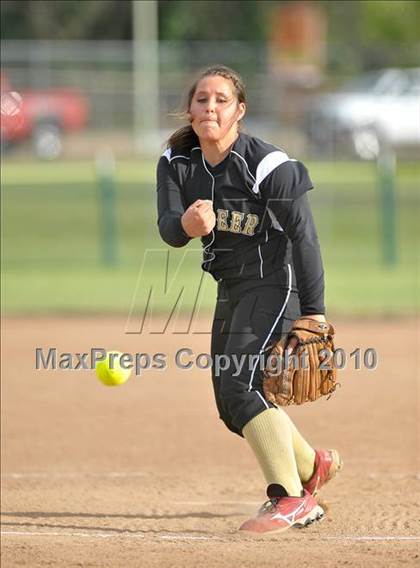 Thumbnail 2 in Del Campo vs. Pioneer (CIF SJS D3 Playoffs) photogallery.