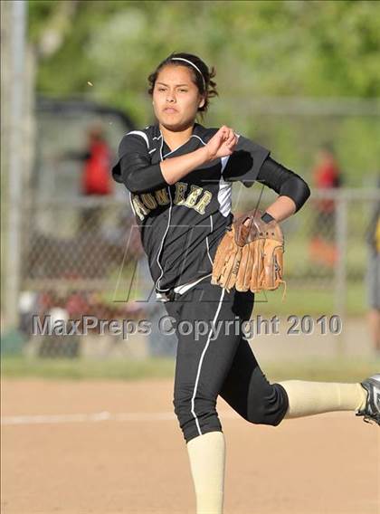 Thumbnail 2 in Del Campo vs. Pioneer (CIF SJS D3 Playoffs) photogallery.