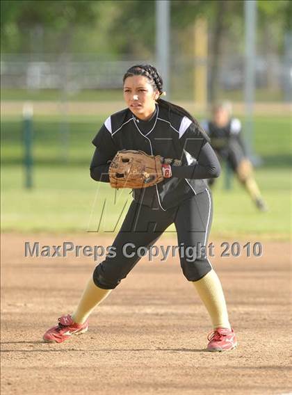 Thumbnail 2 in Del Campo vs. Pioneer (CIF SJS D3 Playoffs) photogallery.
