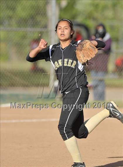 Thumbnail 3 in Del Campo vs. Pioneer (CIF SJS D3 Playoffs) photogallery.