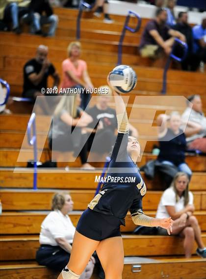 Thumbnail 1 in Mineola Vs Bayport Blue Point (Long Beach Invitational) photogallery.