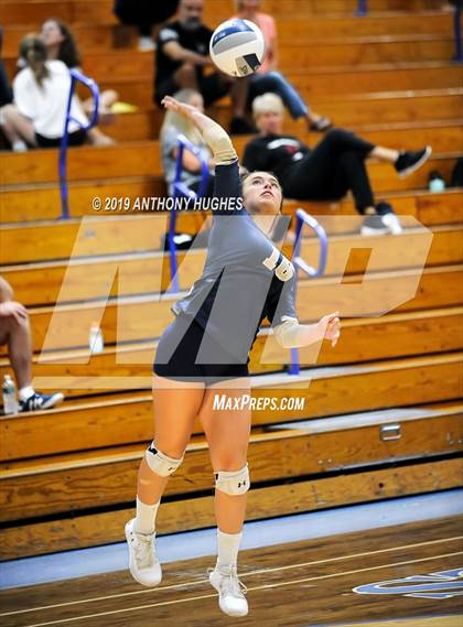 Thumbnail 1 in Mineola Vs Bayport Blue Point (Long Beach Invitational) photogallery.