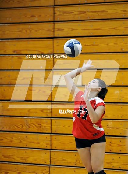 Thumbnail 1 in Mineola Vs Bayport Blue Point (Long Beach Invitational) photogallery.