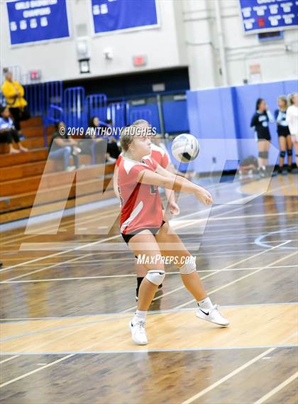 Thumbnail 3 in Mineola Vs Bayport Blue Point (Long Beach Invitational) photogallery.