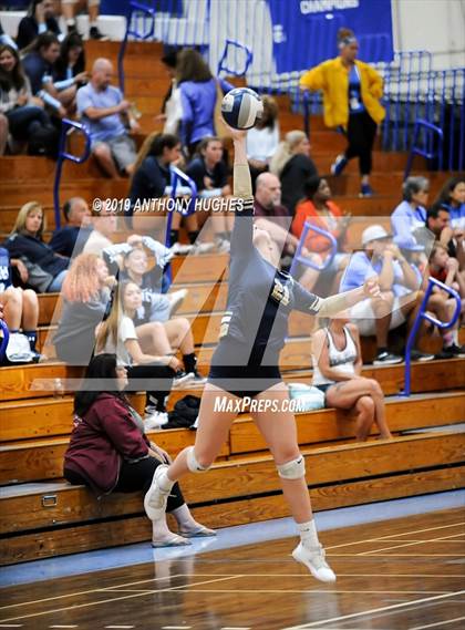 Thumbnail 3 in Mineola Vs Bayport Blue Point (Long Beach Invitational) photogallery.