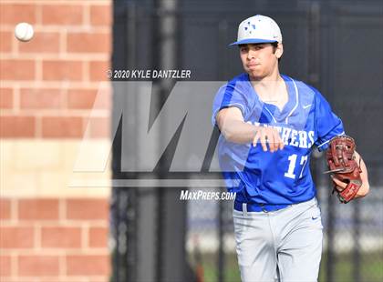 Thumbnail 3 in Rains vs Van Alstyne (Anna Tournament) photogallery.