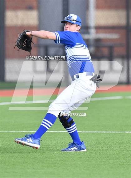 Thumbnail 3 in Rains vs Van Alstyne (Anna Tournament) photogallery.
