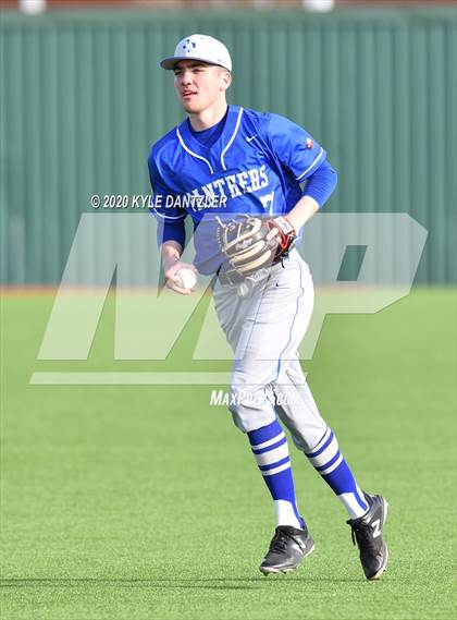 Thumbnail 1 in Rains vs Van Alstyne (Anna Tournament) photogallery.