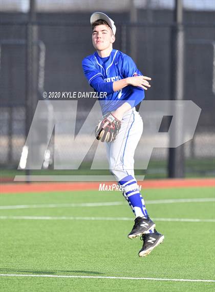 Thumbnail 1 in Rains vs Van Alstyne (Anna Tournament) photogallery.