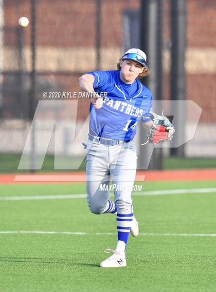 Thumbnail 3 in Rains vs Van Alstyne (Anna Tournament) photogallery.